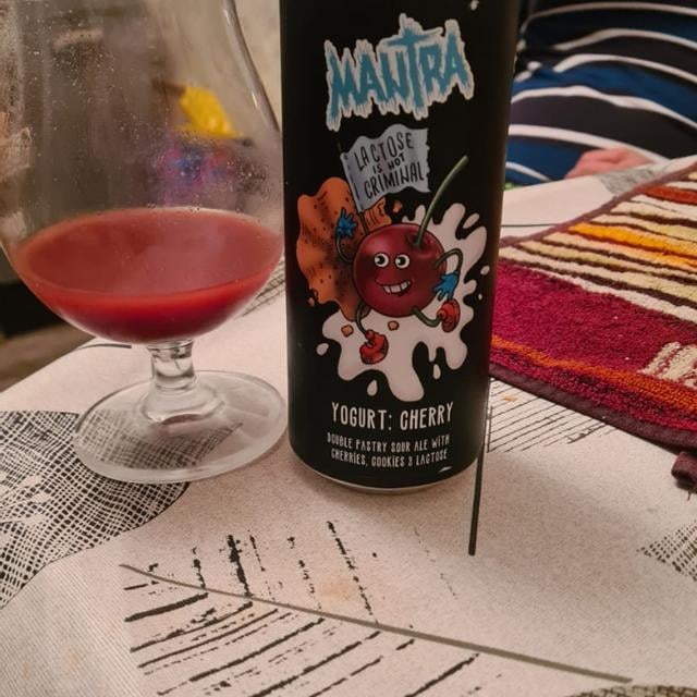 Yogurt: Cherry